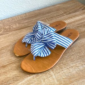 Nature Breeze Blue and White Bowed Sandals 🩴 Size:8.5